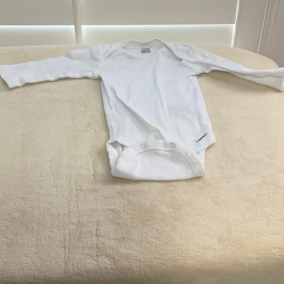 ONIES - Picture 11 of 12